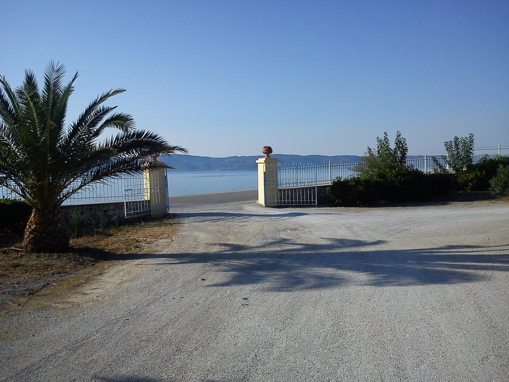 Panselinos Hotel Eftalou Exterior foto